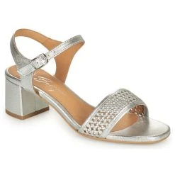 Betty London - OUPETTE